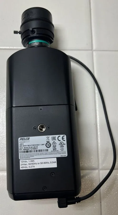 Камера Pelco IXEI2 security Camera 1.3 Megapixel Sarix Enhanced Box Camera — фото лота 1