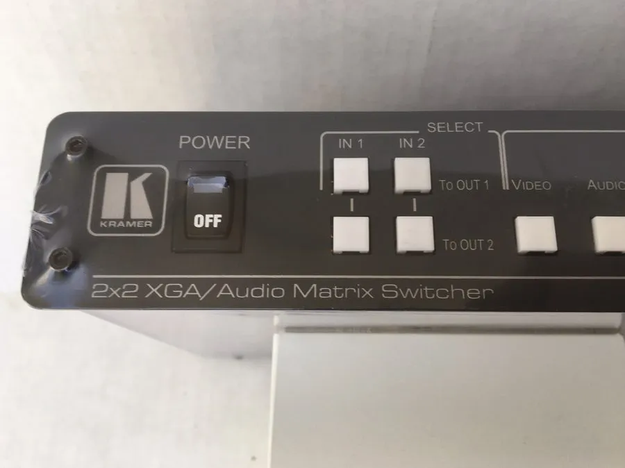 Матричный коммутатор Kramer VP-2X2; 2x2 XGA/Audio Matrix Switcher (SNIB) — фото лота 2