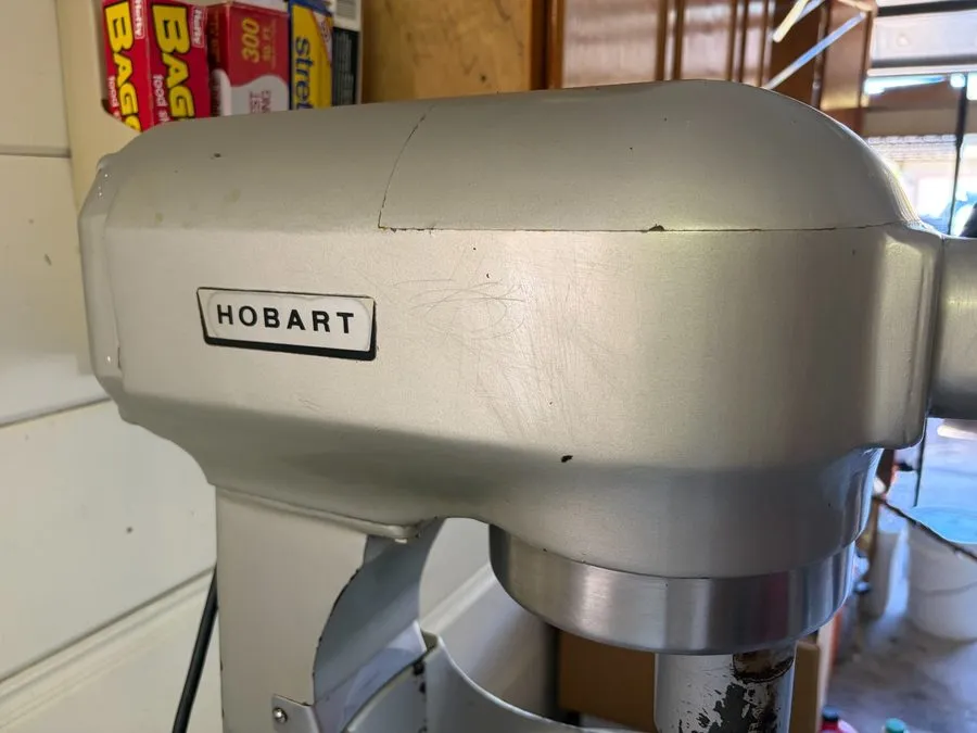 Миксер Hobart A-200T 20 qt Commercial Dough Mixer With Bowl 3 Speed Timer — фото лота 2