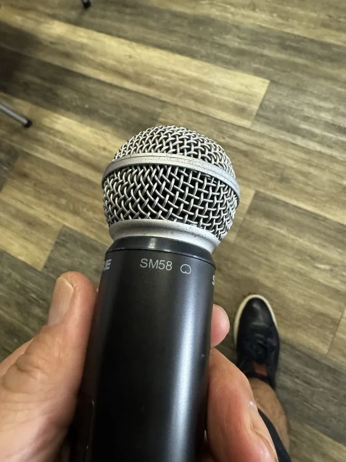 Радиосистема Shure GLXD4R Z3 Digital Wireless Microphone Receiver only — фото лота 1