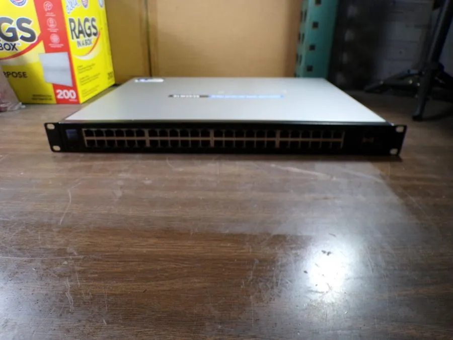 Коммутатор Cisco SG200-50P 50-Port Gigabit PoE Smart Switch 180W PoE Fully