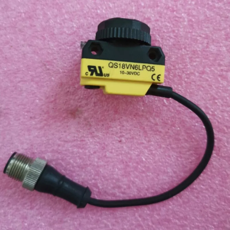 Фотоэлектрический датчик Banner QS18VN6LPQ5 Photoelectric Sensor 10-30 VDC