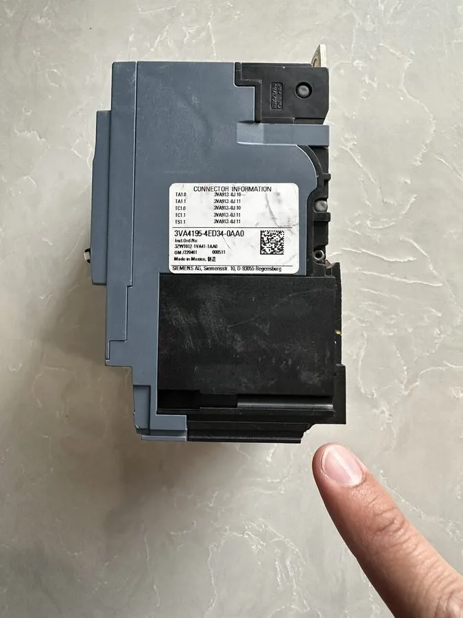 Автоматический выключатель SIemens 3VA4195-4ED34-0AA0 15A 480v 25kA 3P Bolt-on C