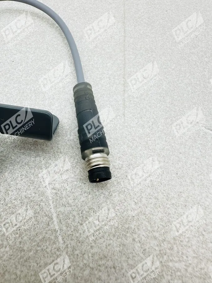 Датчик приближения Baumer 11087333 CZ 2135 Capacitive Proximity Sensor — фото лота 2