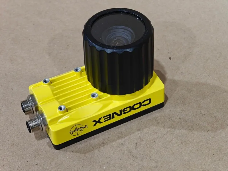 Камера машинного зрения Cognex In-Sight 5400 Vision System Camera + Fujinon 1:1.