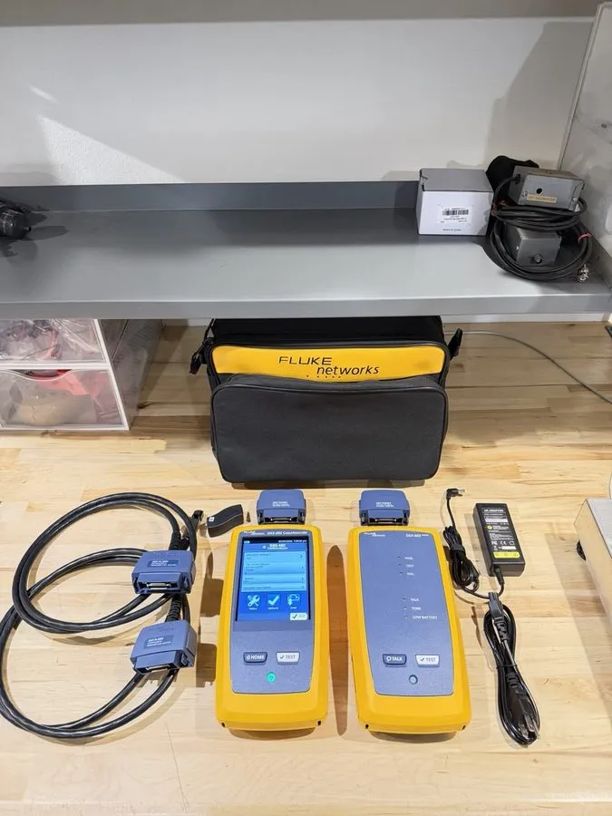 Анализатор FLUKE NETWORKS DSX-602 PRO 500MHZ CABLE ANALYZER V2 W/ WIFI