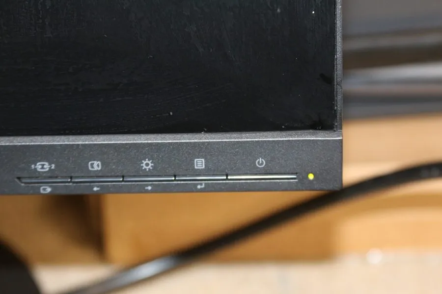 Монитор Lenovo Thinkvision T22i-10 21.5" Wide FHD IPS 1920x1080 Monitor A16215FT