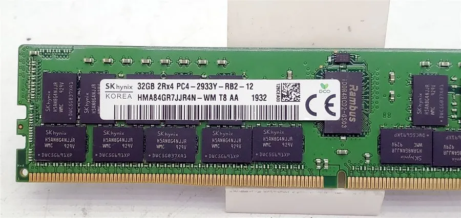 Модуль памяти SKHynix 32GB 2Rx4 DDR4-2933Y ECC REG Server RAM HMA84GR7JJR4N-WM T