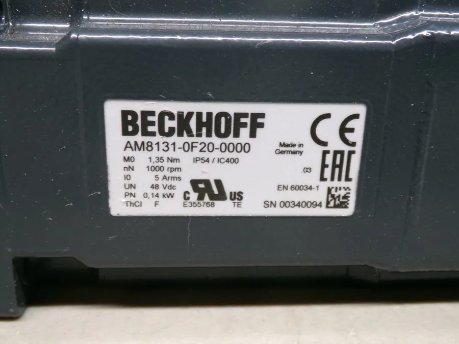 Серводвигатель BECKHOFF AM8131-0F20-0000 Servo Motor 0.14kW 48VDC 5A 1,000RPM