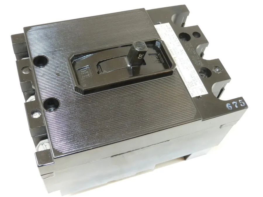 Автоматический выключатель ITE EH3-B030 Circuit Breaker, 30A, 480V
