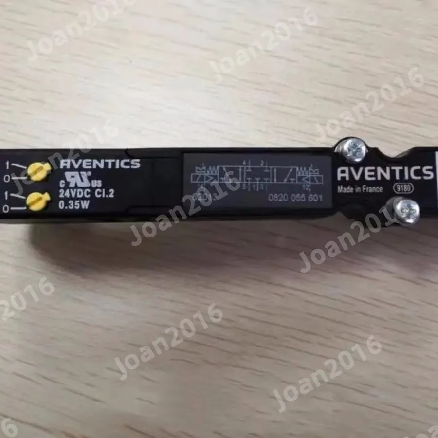 Электромагнитный клапан AVENTICS 0820055601 HF03-5/3CC-024DC Solenoid valve Quic