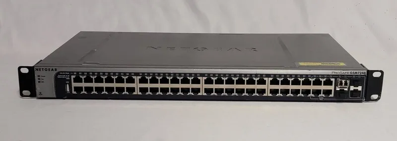 Коммутатор NETGEAR ProSafe GSM7248 48-Port Gigabit Managed Rackmount Switch SFP