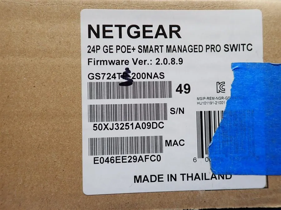 Коммутатор NETGEAR GS724T 24-Port Gigabit Managed Switch ProSAFE Rackmount VLAN
