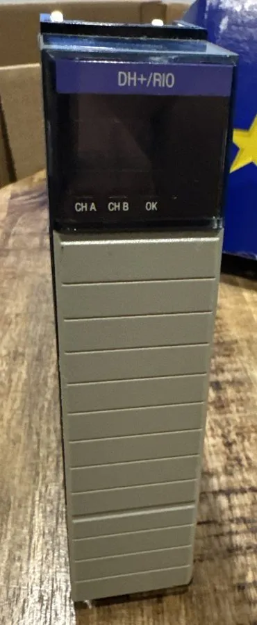 Коммуникационный модуль Allen-Bradley 1756-DHRIO Communication Interface Series 