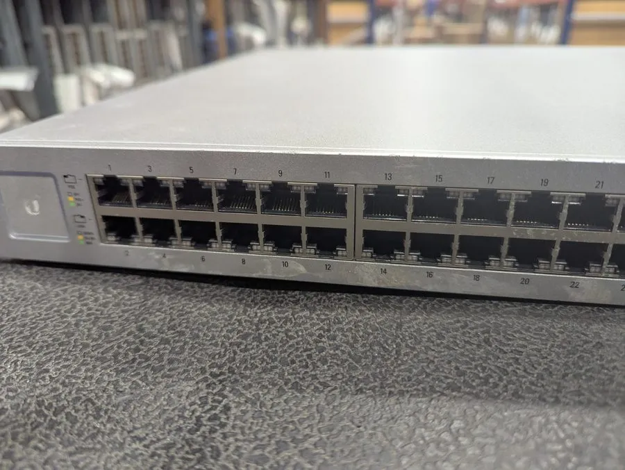 Коммутатор Ubiquiti UniFi US-48-750W 48-Port Gigabit PoE+ Managed Switch 750W 4x