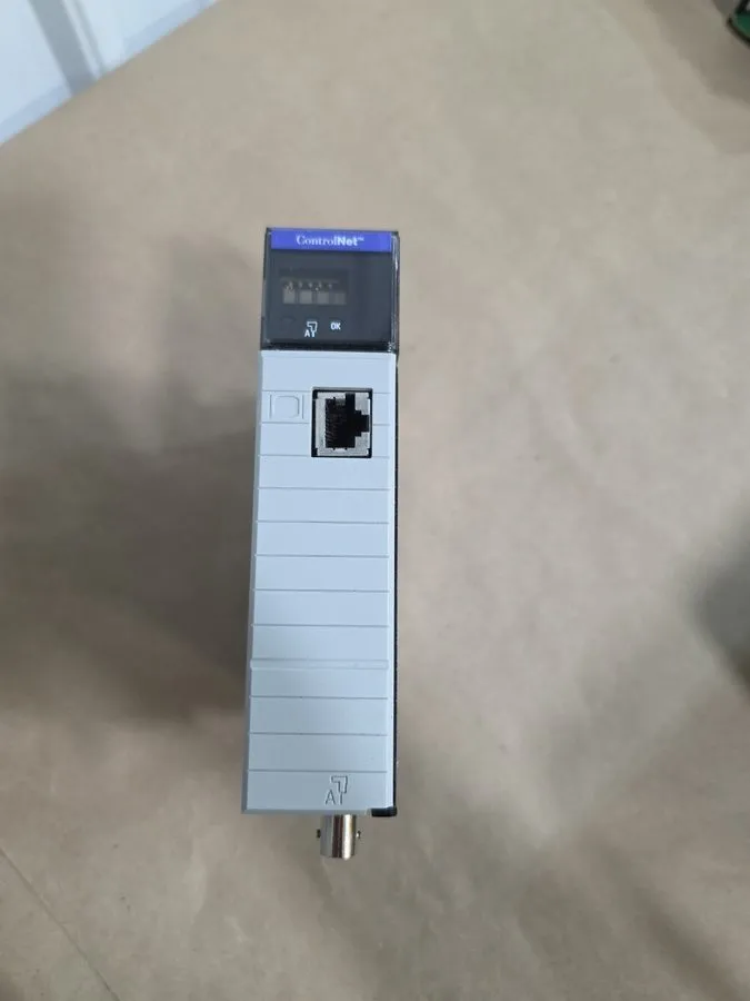 Коммуникационный модуль Allen-Bradley 1756-CNB Series E Communication Bridge