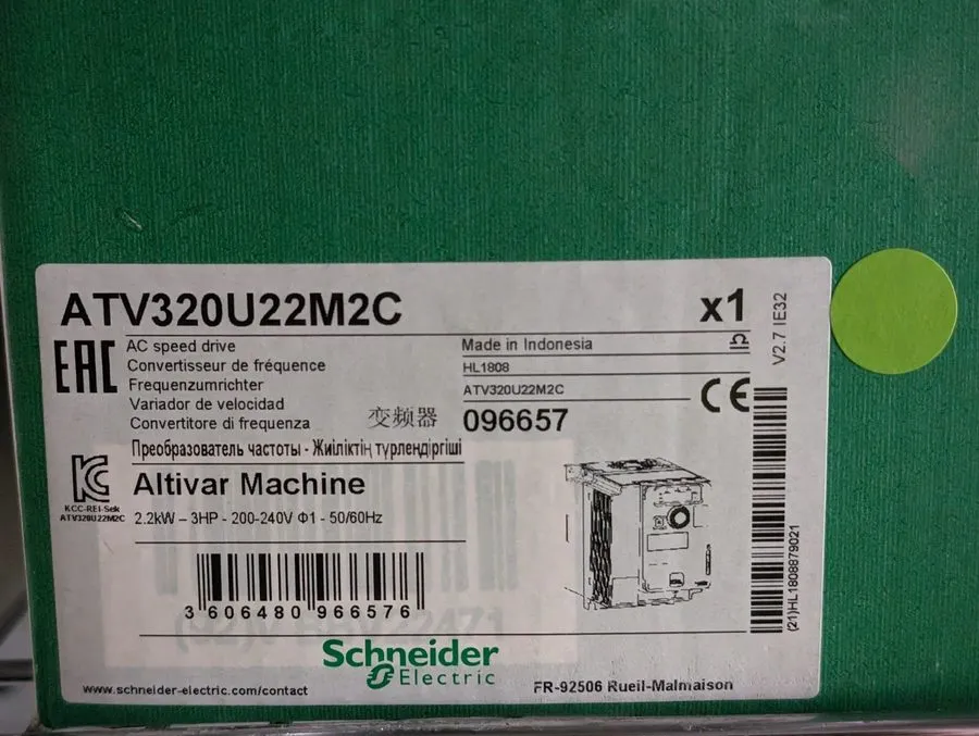Частотный преобразователь Schneider ATV320U22M2C DRIVE ALTIVAR 320 SERIES VARIAB