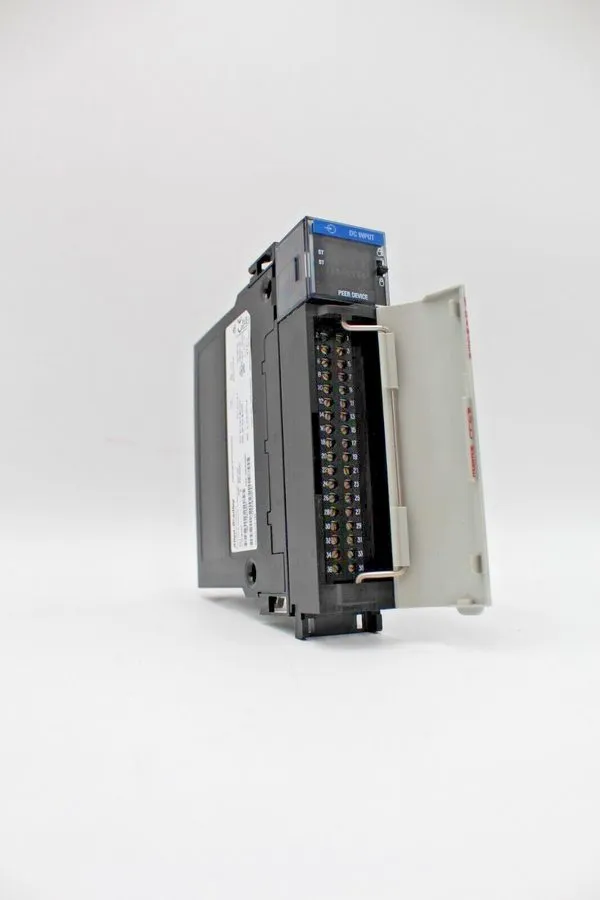 Модуль ввода-вывода Allen-Bradley 1756-IB16IF SER A ControlLogix 16 Point Digita