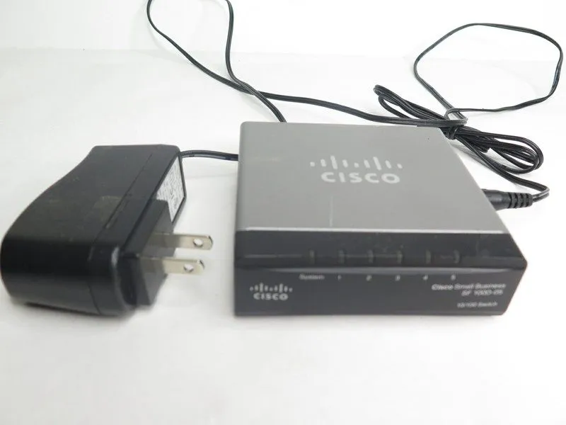 Коммутатор Cisco (SF100D-05) 5-Port 10/100 Desktop Switch with QoS