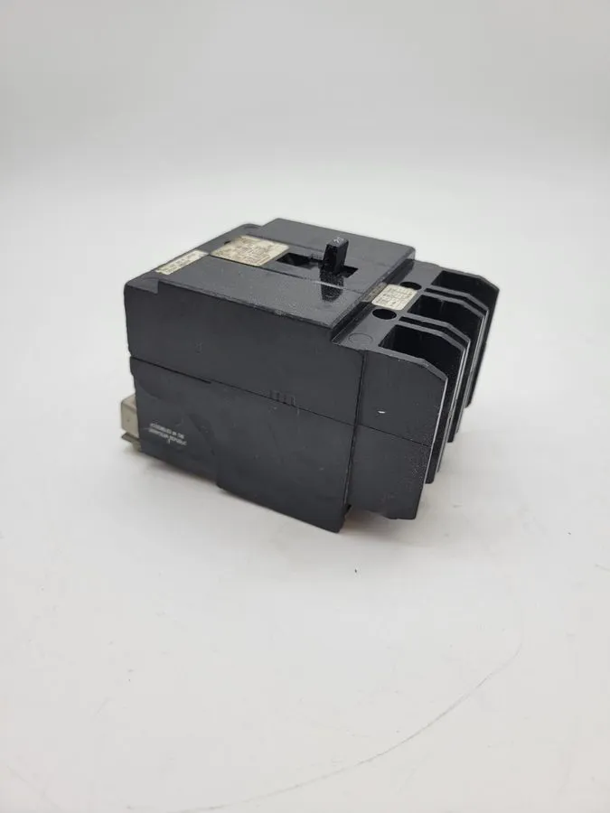 Автоматический выключатель Siemens BQCH3B020 20 Amp 3 Pole 277/480V Bolt On Circ
