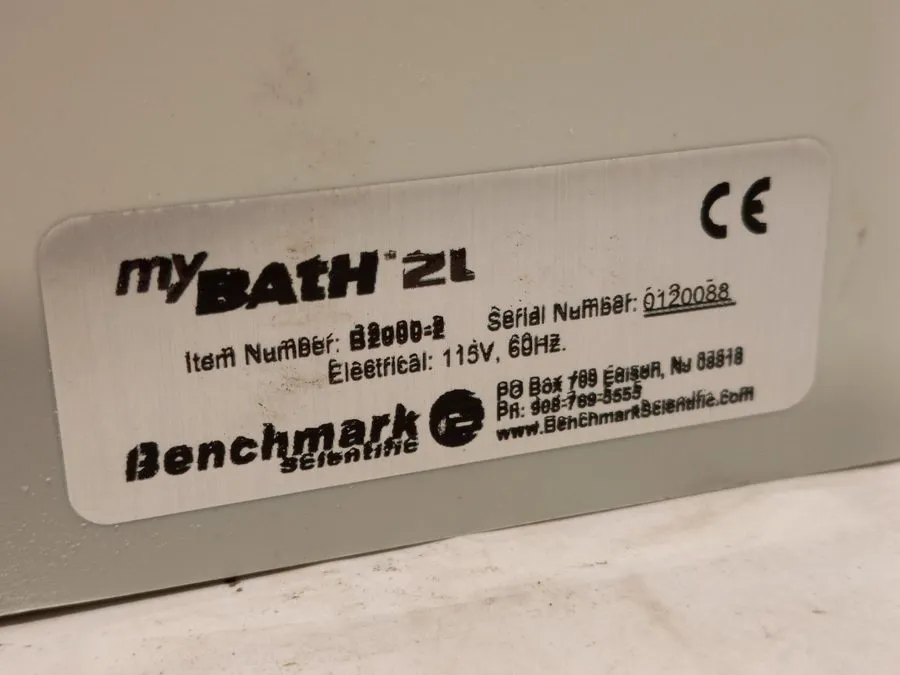 Водяная баня BENCHMARK SCIENTIFIC B2000-2 MYBATH 2 LITER WATER BATH 10251730004