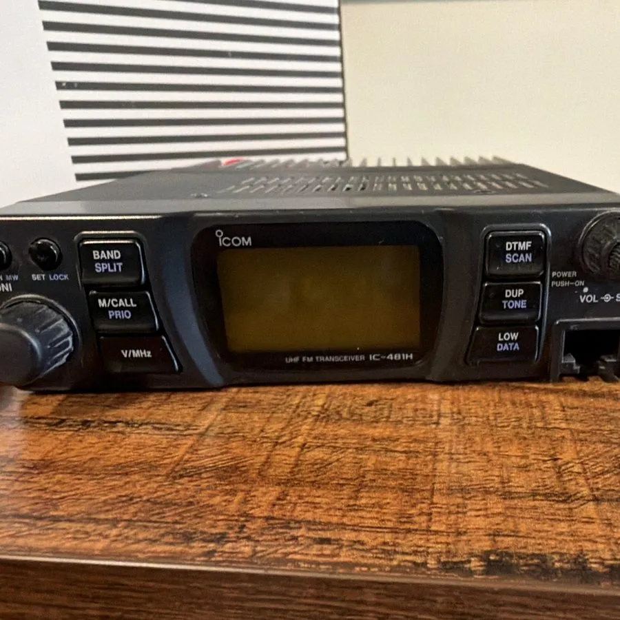 Радиостанция ICOM UHF FM TRANSCEIVER IC-481H — фото лота 1