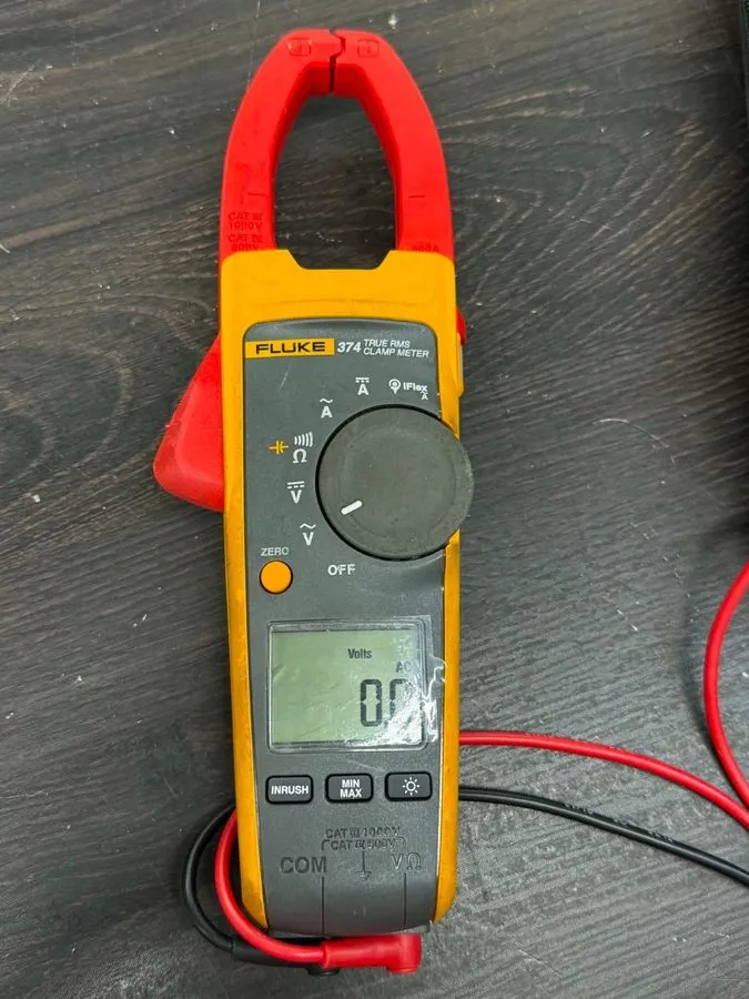 Тестер Fluke 376 FC True-RMS Clamp Meter W/ 18-Inch iFlex i2500-18