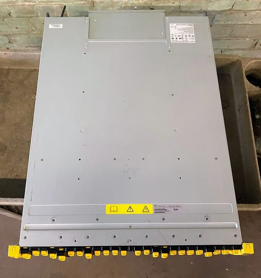 Контроллер СХД HPE H6Y95-63002 RA7 3PAR StoreServ8400 Storage Array w/2x H6Y95-6 — фото лота 1