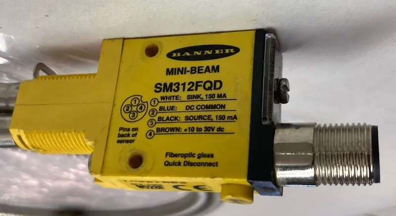 Фотоэлектрический датчик BANNER SM312FQD MINI-BEAM PHOTOELECTRIC SENSOR 10-30VDC