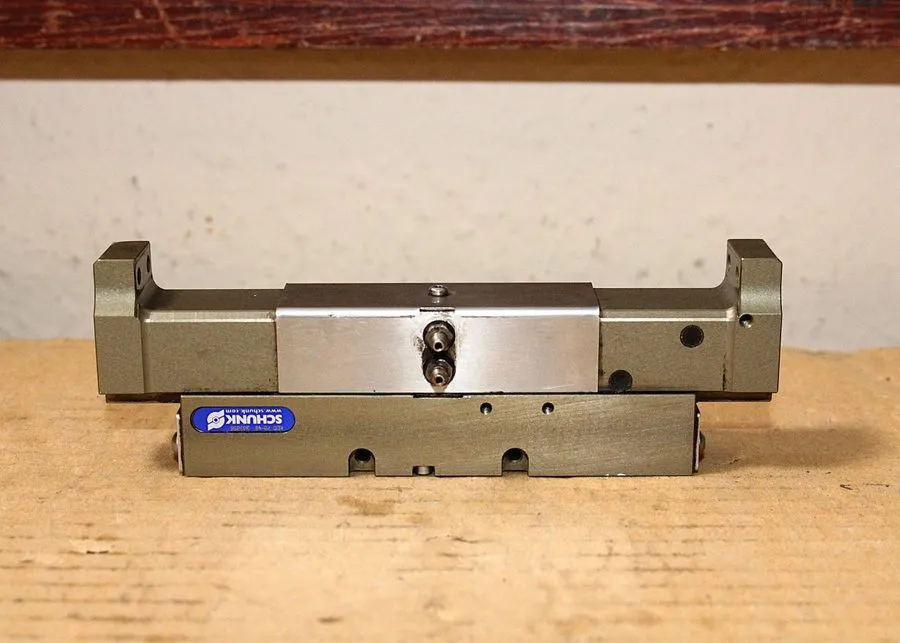 Робот SCHUNK GWB 34 2-Finger Angle Gripper Pneumatic Schunk 307135