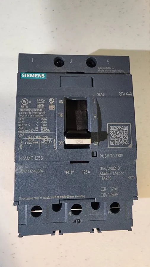 Автоматический выключатель Siemens 3VA4112-4ED34-0AA0 3 Pole, 125 Amps, 480 Volt