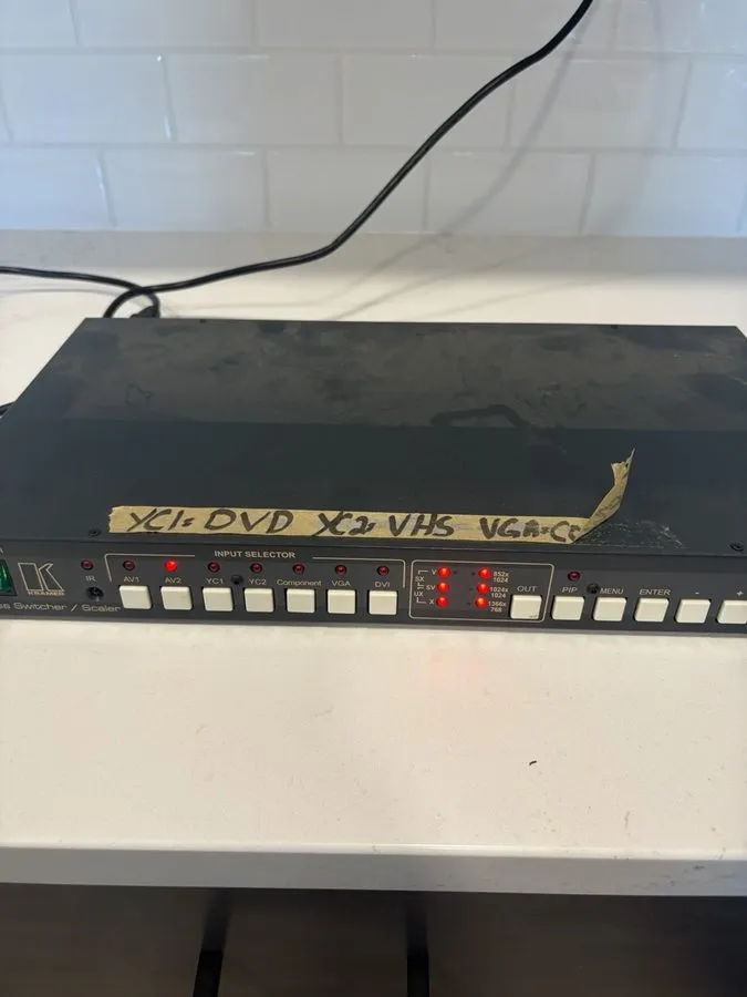 Видеокоммутатор Kramer VP-720 DS Scaler Seamless Switcher Works Good — фото лота 1