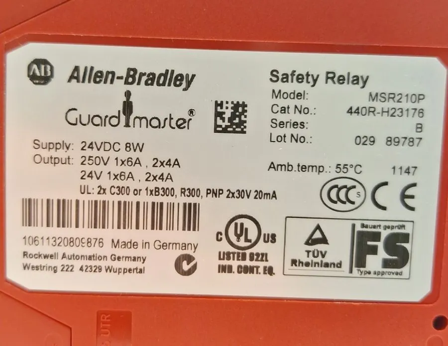 Реле безопасности Allen Bradley 440R-H23176 Ser B Guardmaster Safety Relay Damag
