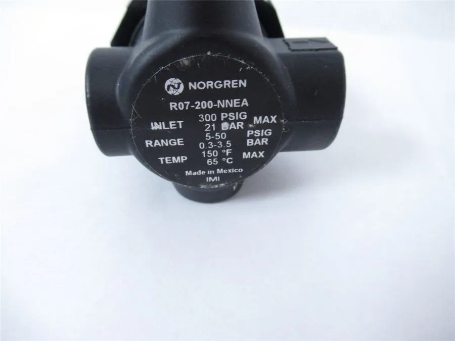 Регулятор давления 244342 New- Norgren R07-200-NNEA Pneumatic MiniRegulator 1/4"