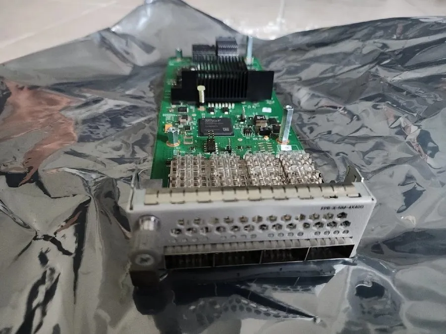 Межсетевой экран CISCO FPR3K-XNM-4X40G-Cisco FirePower 4 port 40G Network Module — фото лота 1