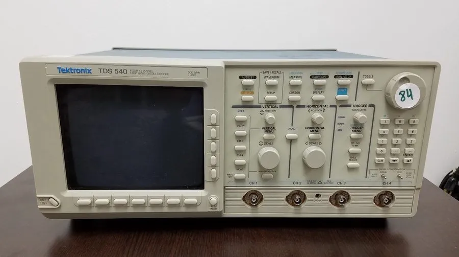 Осциллограф Tektronix TDS540 4 Channel, 500MHz 1GS/s Oscilloscope