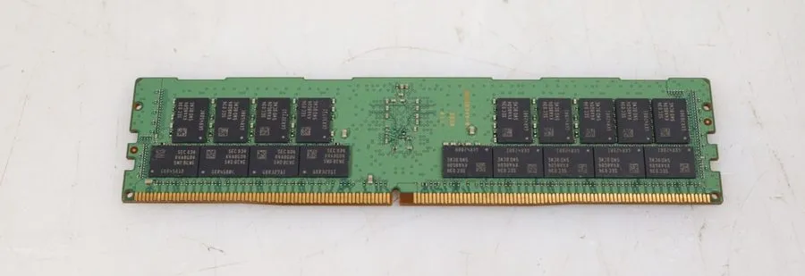 Модуль памяти SUPERMICRO M393A4K40DB3-CWE 32GB PC4-25600 DDR4-3200 2Rx4 ECC RDIM