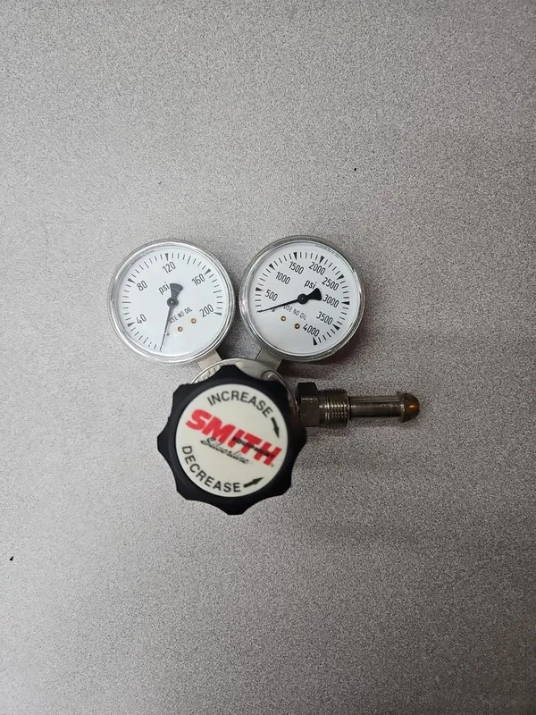 Трубопроводная арматура Smith Equipment 213-4109 High Purity Gas Regulator, Argo — фото лота 1
