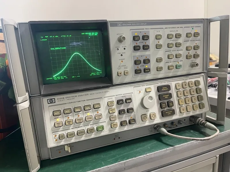 Анализатор спектра HP Agilent 8566B 100Hz 22GHz Spectrum Analyzer w/ Opt 85660B 