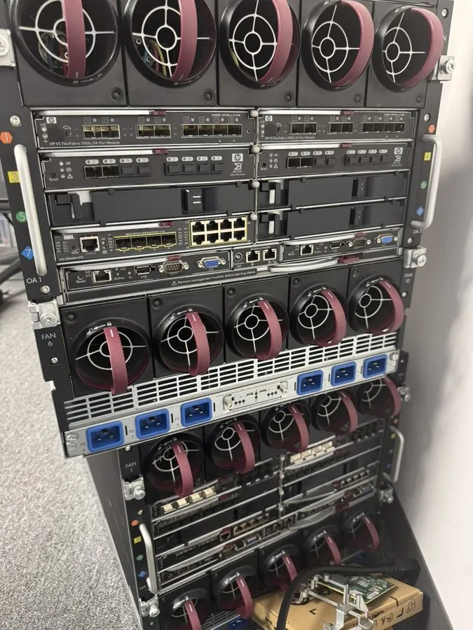 Сервер HPE C7000 G3 Blade System Enclosure 9 X ProLiant 460 Series Gen9 — фото лота 1