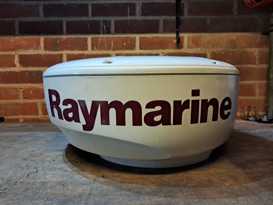 Радар Raymarine RD218 2kW 18" Radome Radar Scanner Dome E52065 C70 C80 C120 E80 