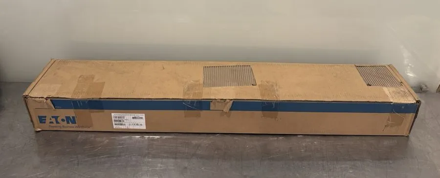 Блок розеток PDU Eaton EVMIL620A Metered Input Rack PDU 100-240V 24 Outlet 16A