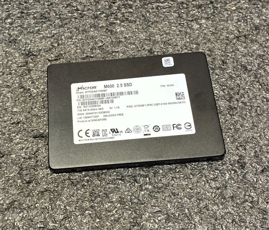 SSD-накопитель Micron M600 1TB MTFDDAK1T0MBF-1AN12ABYY 2.5” SSD SATA III Wiped