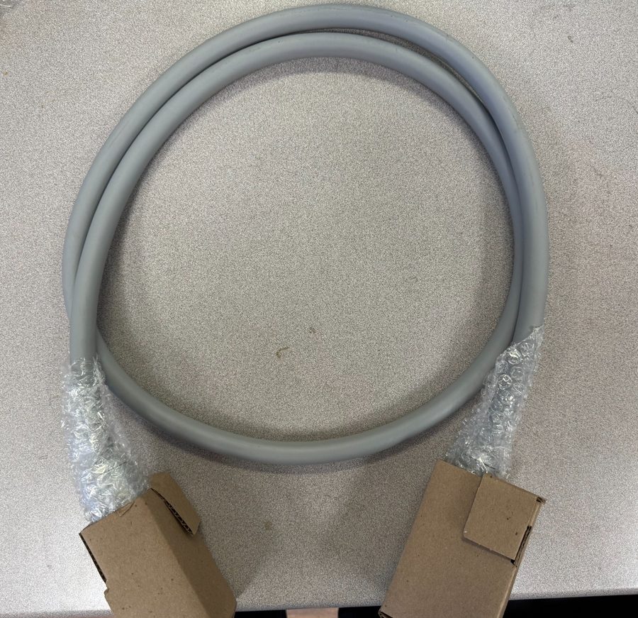 Жгут проводов TESLA 1875157-20-C Harness, Expansion, 2M, PW — фото лота 1