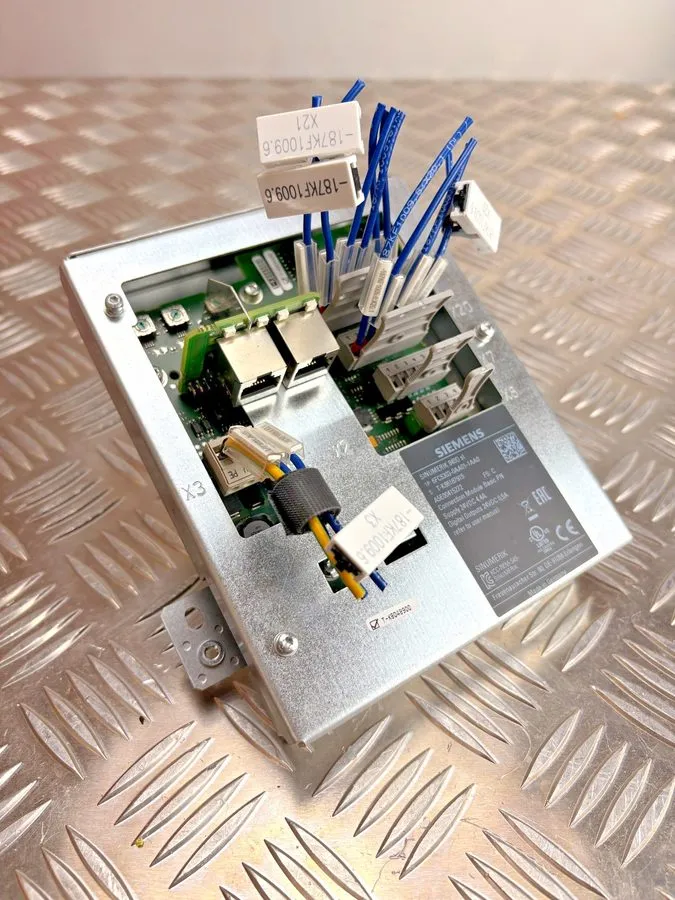 Стойка ЧПУ SIEMENS 6FC5303-0AA01-1AA0 SINUMERIK 840D sl CONNECTION MODULE BASIC 
