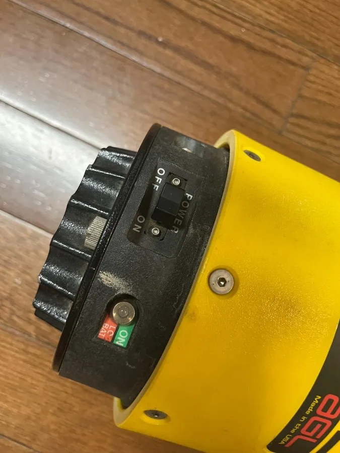 Нивелир AGL EAGL-2 Rotary Electronic Laser Level w/ Case