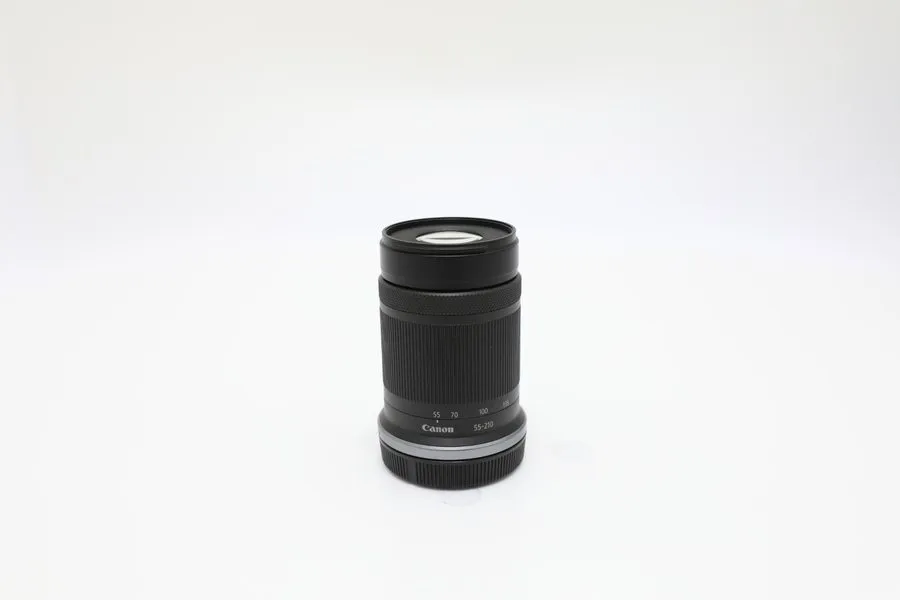 Объектив Canon RF-S 55-210mm f/5-7.1 IS STM Telephoto Lens Bundle