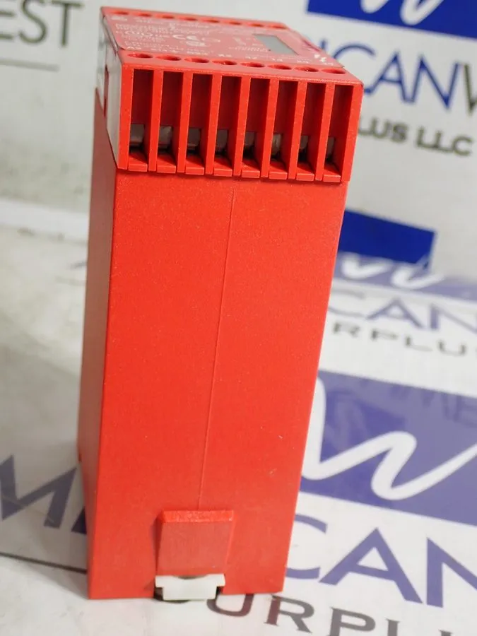 Реле безопасности Allen-Bradley Guard Master MSR6R/T 24VAC Universal Safety Rela