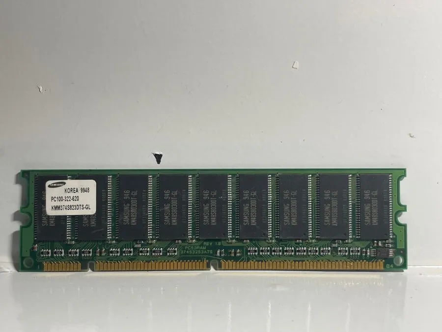Ноутбук Samsung 64MB SDRAM PC100 100MHz ECC unbuffered 168-Pin DIMM Memory Serve