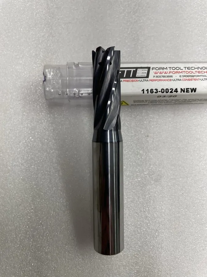 Режущий инструмент Kennametal 2" End Mill 6-Flute Carbide Tipped Radius 0.375" L
